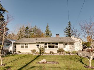 Photo 1: 33489 9TH Avenue in Mission: Mission BC House for sale : MLS®# R2632346