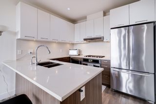 Photo 5: 2 8598 RIVER DISTRICT CROSSING in Vancouver: South Marine Townhouse for sale (Vancouver East)  : MLS®# R2862726