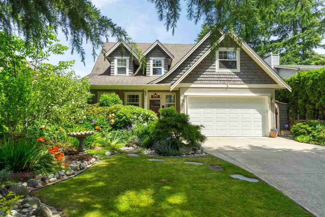 Main Photo: 2236 MADRONA Place in Surrey: King George Corridor House for sale (South Surrey White Rock)  : MLS®# R2382788
