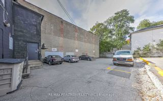 Photo 10: 1662 Avenue Road in Toronto: Bedford Park-Nortown Property for lease (Toronto C04)  : MLS®# C6214436
