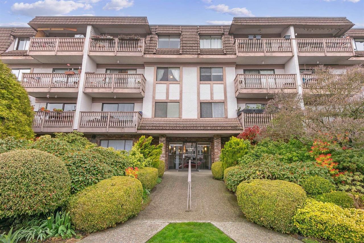 Main Photo: #207 - 236 W 2nd St. in North Vancouver: Lower Lonsdale Condo for sale : MLS®# R2769153