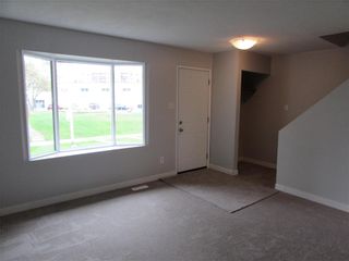 Photo 5: 52 Girdwood Crescent in Winnipeg: East Kildonan Residential for sale (3B)  : MLS®# 202011566