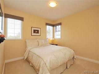 Photo 14: 1182 Garden Grove Pl in VICTORIA: SE Sunnymead House for sale (Saanich East)  : MLS®# 635489