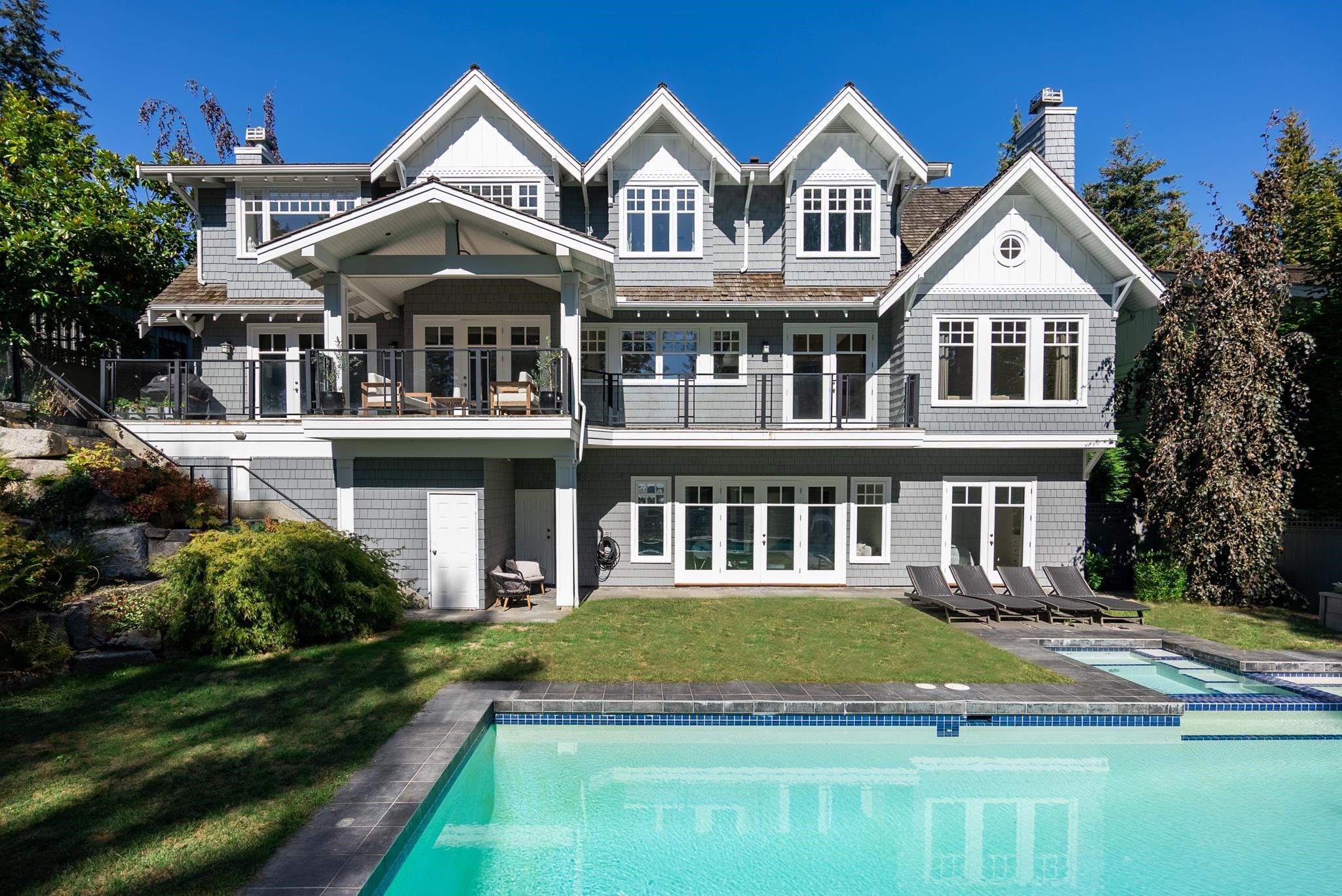 Main Photo: 4638 DECOURCY Court in West Vancouver: Caulfeild House for sale : MLS®# R2823565