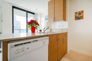 Photo 13: 1407 977 MAINLAND Street in Vancouver: Yaletown Condo for sale in "YALETOWN PARK 3" (Vancouver West)  : MLS®# R2524539