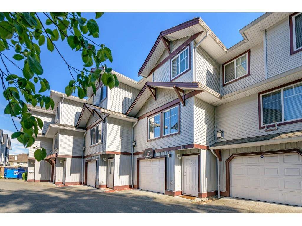 Main Photo: 10 12070 76 Avenue in Surrey: West Newton Townhouse for sale : MLS®# R2599331