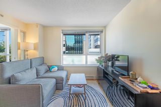 Photo 3: 305 1030 W BROADWAY in Vancouver: Fairview VW Condo for sale in "La Colomba" (Vancouver West)  : MLS®# R2725268