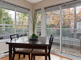 Photo 3: 201 876 W 14TH Avenue in Vancouver: Fairview VW Condo for sale in "WINDGATE LAUREL" (Vancouver West)  : MLS®# V856619