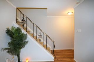 Photo 7: 17 Hampshire Bay West in Winnipeg: Windsor Park Residential for sale (2G)  : MLS®# 202124849