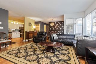 Photo 3: 103 1390 MARTIN Street: White Rock Condo for sale in "Kent Heritage" (South Surrey White Rock)  : MLS®# R2762959