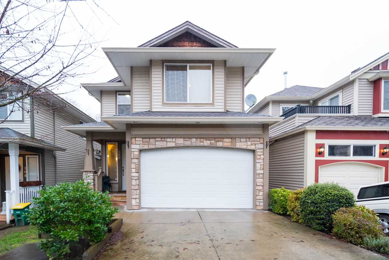 Main Photo: 109 8888 216 STREET in Langley: Walnut Grove House for sale : MLS®# R2236303