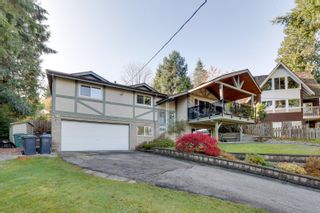 Photo 2: 3341 VIEWMOUNT Drive in Port Moody: Port Moody Centre House for sale : MLS®# R2416193