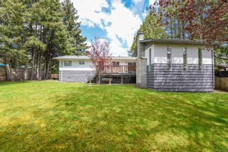 Photo 3: 2281 Piercy Ave in Courtenay: CV Courtenay City House for sale (Comox Valley)  : MLS®# 902632