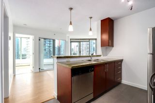 Photo 2: 2303 58 KEEFER Place in Vancouver: Downtown VW Condo for sale in "FIRENZE" (Vancouver West)  : MLS®# R2739370