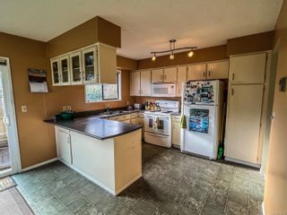 Photo 10: 1752 Cypress Rd in Ucluelet: PA Ucluelet House for sale (Port Alberni)  : MLS®# 918939