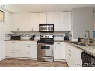 Photo 9: 218 485 Island Hwy in VICTORIA: VR Six Mile Condo for sale (View Royal)  : MLS®# 761067