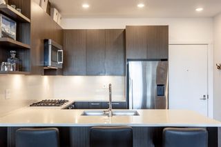 Photo 3: 618 88 9 Street NE in Calgary: Bridgeland/Riverside Apartment for sale : MLS®# A1221319