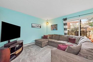 Photo 3: 14 379 Wale Rd in Colwood: Co Colwood Corners Row/Townhouse for sale : MLS®# 926340