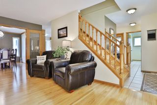 Photo 3: 56 Scenic Cove Circle NW in Calgary: Scenic Acres Detached for sale : MLS®# A1144565