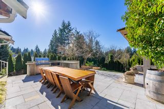 Photo 3: 5732 WESTPORT Court in West Vancouver: Eagle Harbour House for sale : MLS®# R2865958