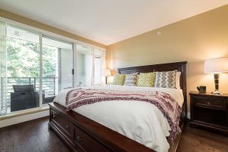 Photo 13: 409 6018 IONA Drive in Vancouver: University VW Condo for sale in "Argyll House West" (Vancouver West)  : MLS®# R2430525