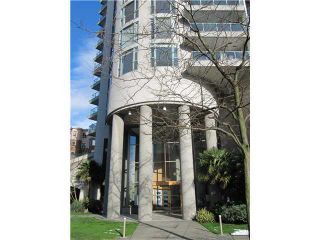 Photo 1: 602 120 W 2ND Street in North Vancouver: Lower Lonsdale Condo for sale in "Observatory" : MLS®# V947484