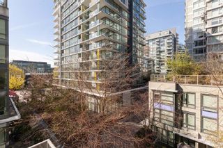 Photo 24: 404 138 W 1ST Avenue in Vancouver: False Creek Condo for sale in "Wall Centre False Creek East" (Vancouver West)  : MLS®# R2870599