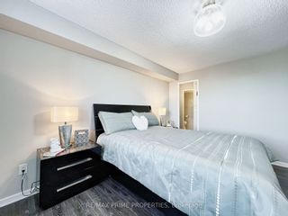 Photo 12: 401 60 Inverlochy Boulevard in Markham: Royal Orchard Condo for sale : MLS®# N8174182