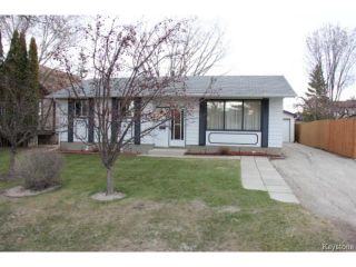 Photo 1: 695 Elmhurst Road in WINNIPEG: Charleswood Residential for sale (South Winnipeg)  : MLS®# 1410875