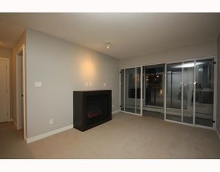 Photo 3: 2705 58 KEEFER Place in Vancouver: Downtown VW Condo for sale in "FIRENZE I" (Vancouver West)  : MLS®# V755166