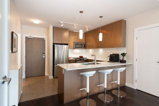 Photo 12: 411 1182 W 16TH Street in North Vancouver: Norgate Condo for sale in "The Drive 2" : MLS®# R2376590