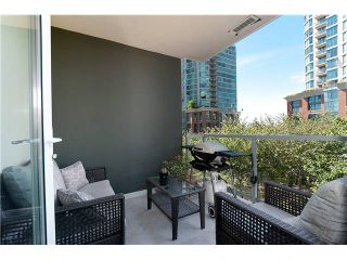 Photo 7: 401 189 NATIONAL Avenue in Vancouver: Mount Pleasant VE Condo for sale in "SUSSEX" (Vancouver East)  : MLS®# V906022