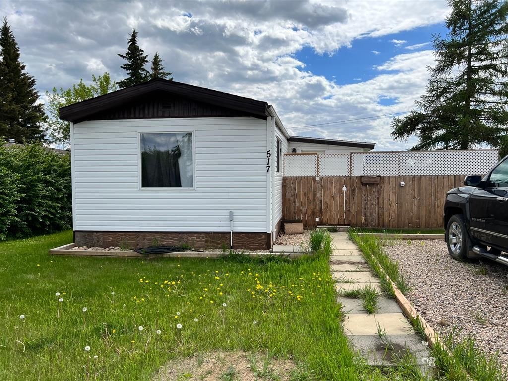 Main Photo: 517 2nd Avenue in Wainwright: House for sale : MLS®# A1226990