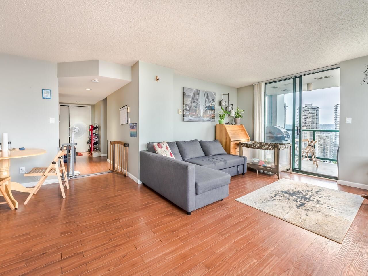 Main Photo: 1003 121 TENTH Street in New Westminster: Uptown NW Condo for sale in "VISTA ROYALE" : MLS®# R2710608