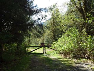 Photo 1: 146 DOGHAVEN Lane in Squamish: Upper Squamish Land for sale in "Upper Squamish" : MLS®# R2186038