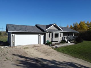 Photo 2: 41015 69 Road in Beausejour: R03 Residential for sale : MLS®# 202330063