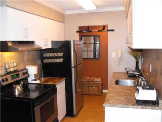 Photo 2: 33 2439 KELLY Avenue in Port Coquitlam: Central Pt Coquitlam Condo for sale : MLS®# V861367