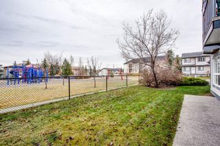 Photo 3: 119 Eversyde Point SW in Calgary: Evergreen Row/Townhouse for sale : MLS®# A1048462