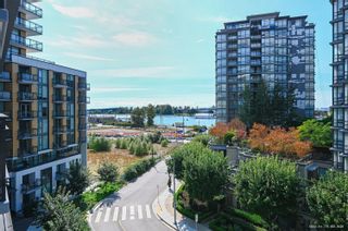 Photo 6: 701 3200 CORVETTE Way in Richmond: West Cambie Condo for sale in "VIEWSTAR TOWER A" : MLS®# R2874333