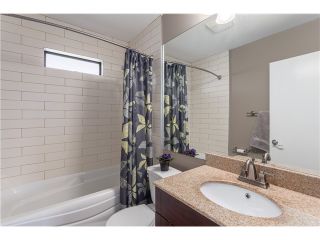 Photo 13: 1116 BEECHWOOD Crescent in North Vancouver: Norgate House for sale in "NORGATE" : MLS®# V1119128