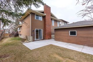 Photo 2: 172 Berkshire Close NW in Calgary: Beddington Heights Detached for sale : MLS®# A1092529