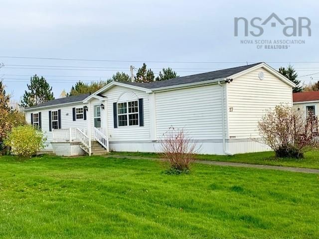 Main Photo: 27 Rosewood Drive in Amherst: 101-Amherst,Brookdale,Warren Residential for sale (Northern Region)  : MLS®# 202126586