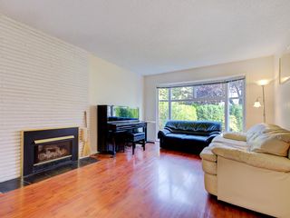 Photo 5: 6071 CAMSELL Crescent in Richmond: Granville House for sale in "Granville" : MLS®# R2728557