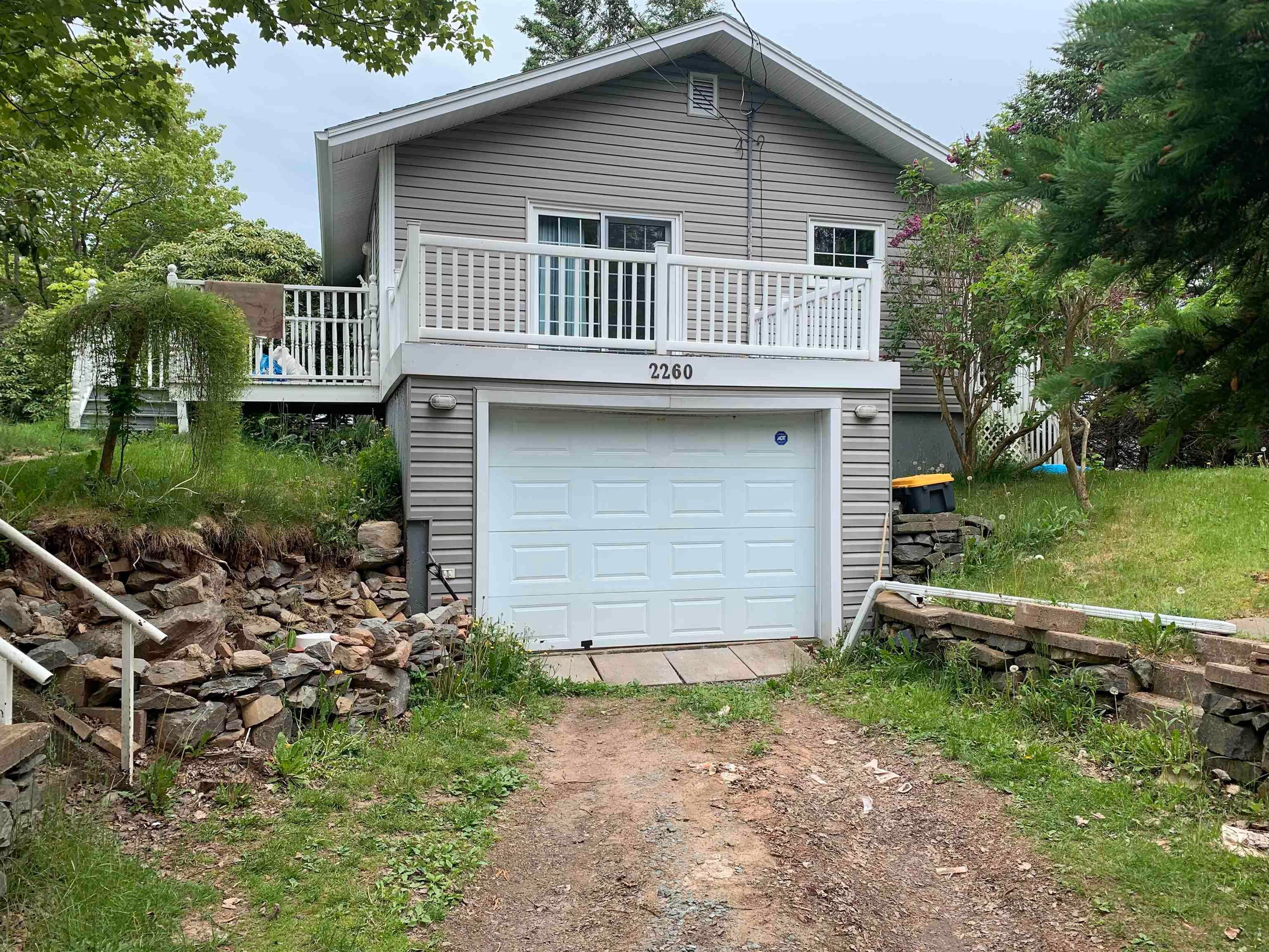 Main Photo: 2260 Lawrencetown Road in Lawrencetown: 31-Lawrencetown, Lake Echo, Port Residential for sale (Halifax-Dartmouth)  : MLS®# 202213363