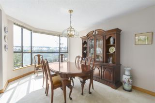 Photo 7: G02 1490 PENNYFARTHING Drive in Vancouver: False Creek Condo for sale in "HARBOUR COVE" (Vancouver West)  : MLS®# R2381616