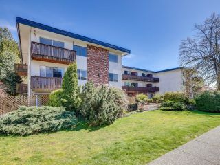 Photo 1: 204 910 FIFTH Avenue in New Westminster: Uptown NW Condo for sale in "ALDERCREST DEVELOPMENTS" : MLS®# R2878417