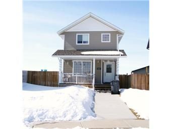 Main Photo: 207 Blakeney Crescent in Saskatoon: Confederation Park Single Family Dwelling for sale (Saskatoon Area 05)  : MLS®# 394730