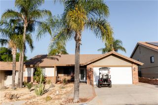 Photo 2: House for sale : 3 bedrooms : 30430 Cinnamon Teal Drive in Canyon Lake