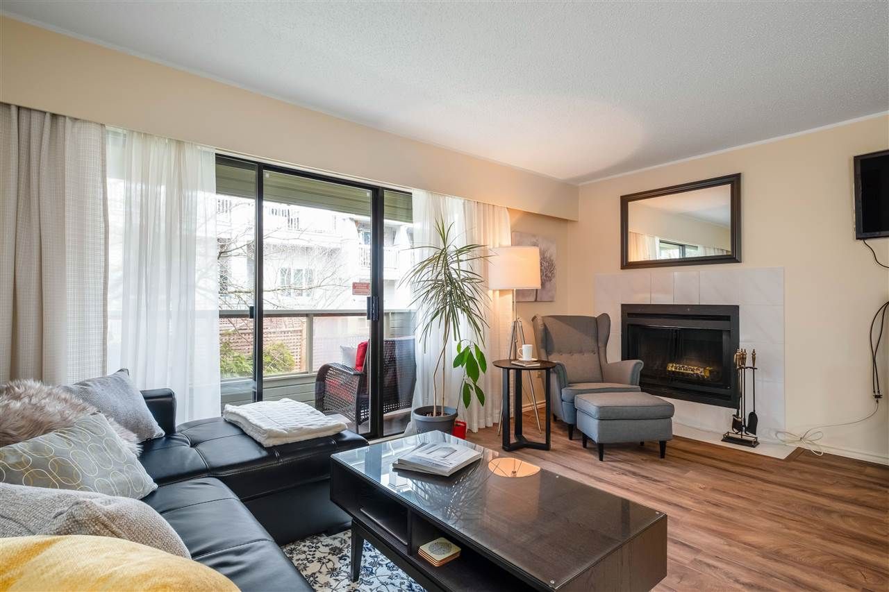 Main Photo: 206 225 MOWAT Street in New Westminster: Uptown NW Condo for sale in "The Windsor" : MLS®# R2557615