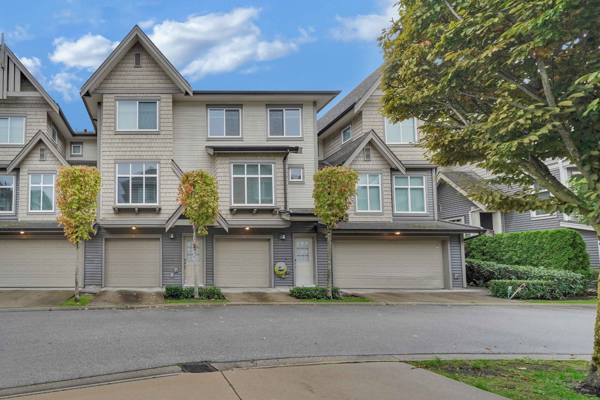 Main Photo: 30 9800 ODLIN Road in Richmond: West Cambie Townhouse for sale in "Hennessy Green" : MLS®# R2621827